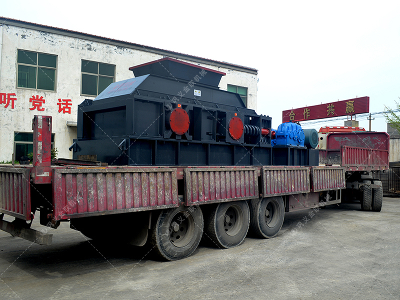 时产150吨的对辊制砂机是什么型号？如何控制出砂率？