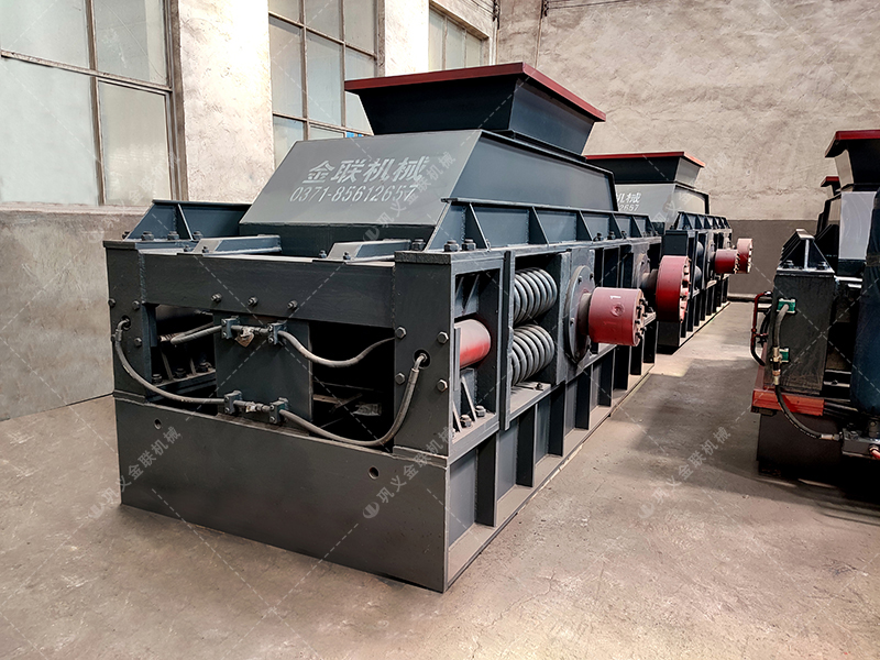 2PG1200x800型半自动液压对辊9I免费看片发往四川